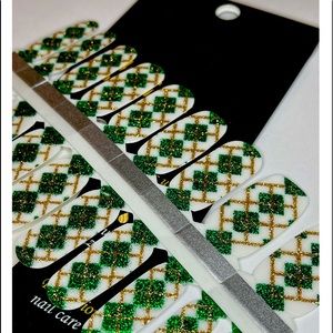 Rarity Nail Strips “Pull Your Socks Up”